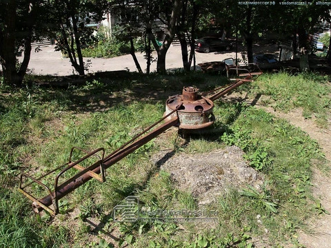 Zheleznovodsk. It became harder year by year to amuse children. Only Soviet "heavy metal" equipment saves the situation.