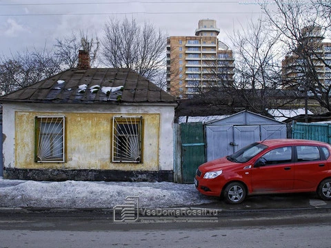 Rostov-on-Don. This house is smaller than even little car. You can safely call it lodge.