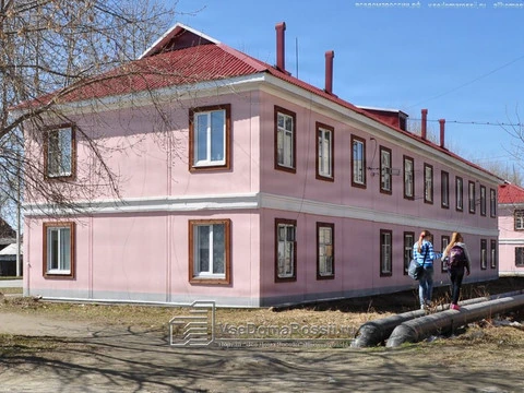 Sredneuralsk. Первые шаги Топ-модели часто начинаются по таким трубам.