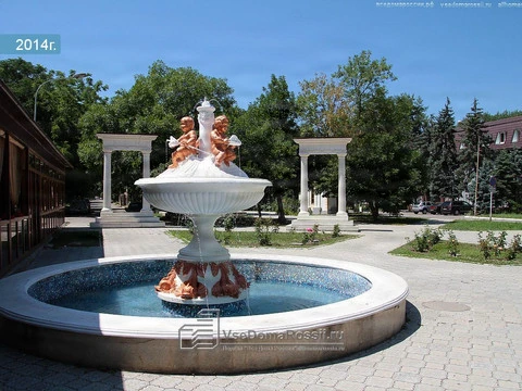 Минеральные Воды, Карла Маркса проспект, фонтан — фото 2014 года (1 из 3)