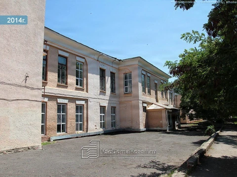 Mineralnye Vody, Lenin st, 71 — a photo of 2014