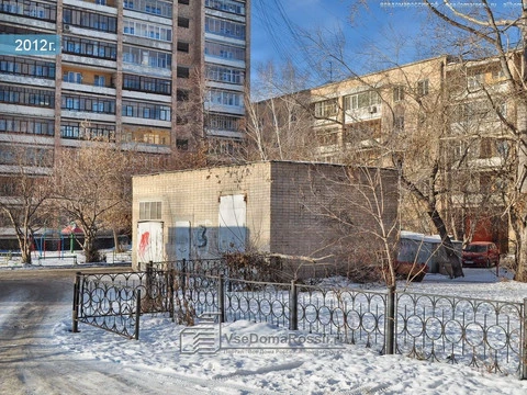 Yekaterinburg, Yeremin st, service building — a photo of 2012 (1 of 2)