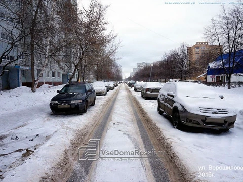 Тольятти, улица Ворошилова, 55